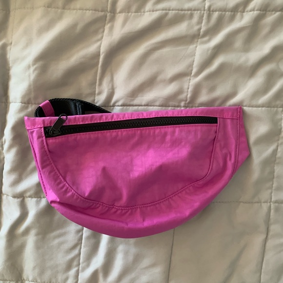 BAGGU crescent Fanny pack - Picture 2 of 3